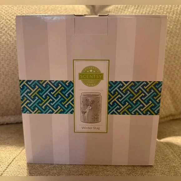 Winter Stag Scentsy Warmer - Picture 3 of 7